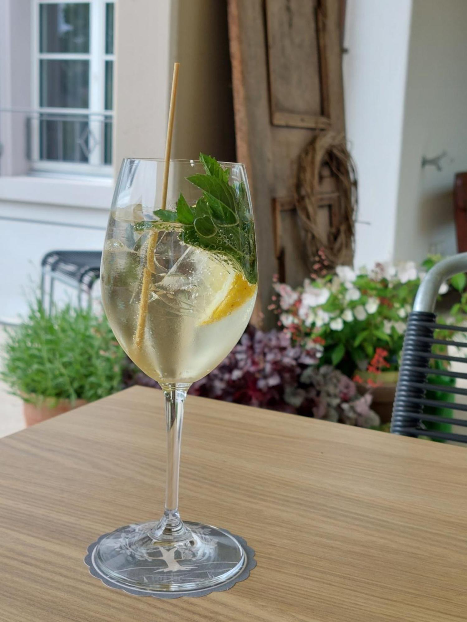 Gasthaus Zum Bauernhof Oberlunkhofen Dış mekan fotoğraf